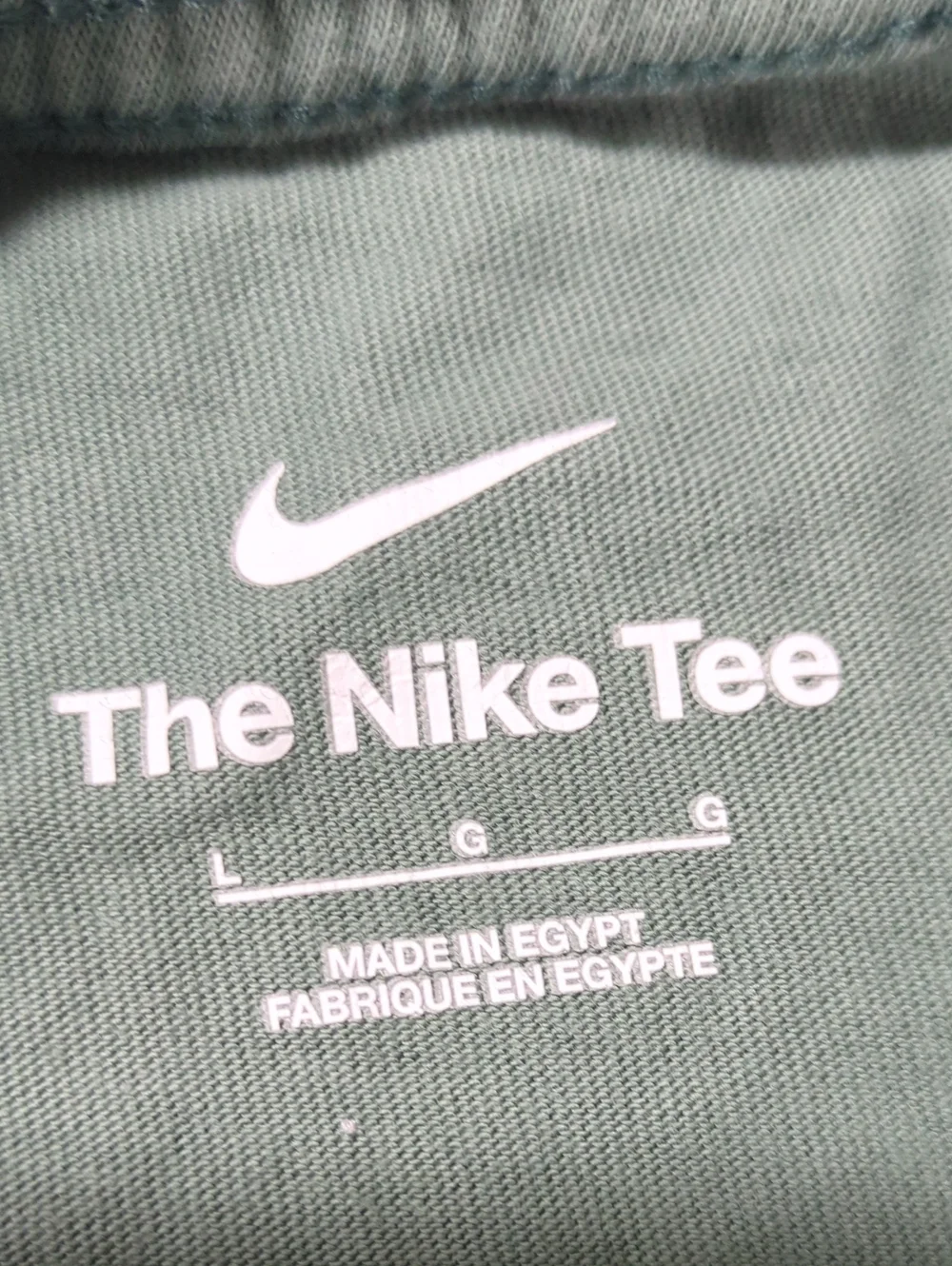 Nike Graphic Skull Swoosh T-Shirt Green Men's Large Streetwear Y2K Style
